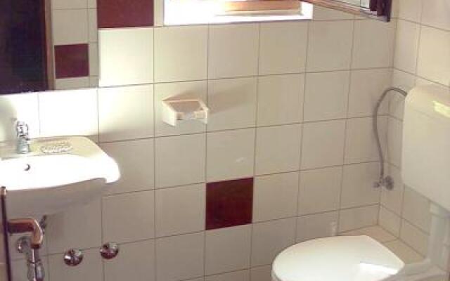 Apartment Obala Petra Kresimira Iv 2