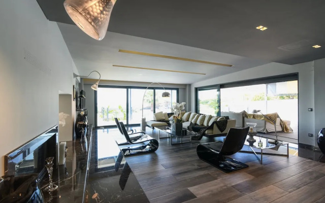 Villa Selenia Platinum