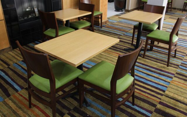 Fairfield Inn & Suites by Marriott Kansas City Liberty