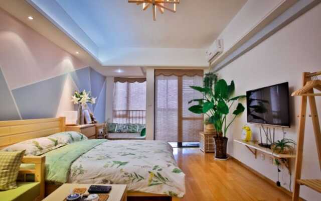 Royal Garden Apartment