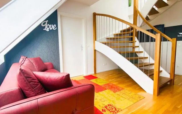 Delightful Duplex Danube Canal