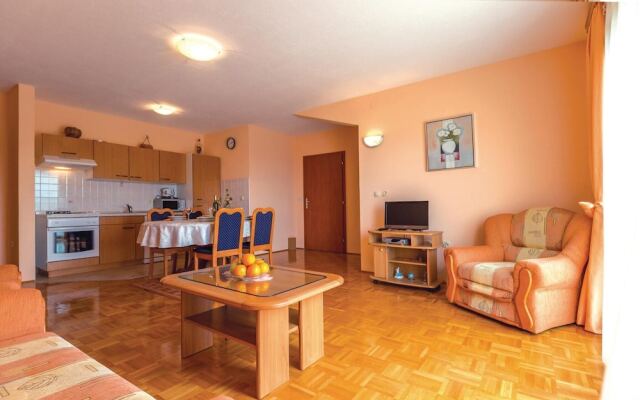 Stunning Home in Makarska With Wifi and 1 Bedrooms