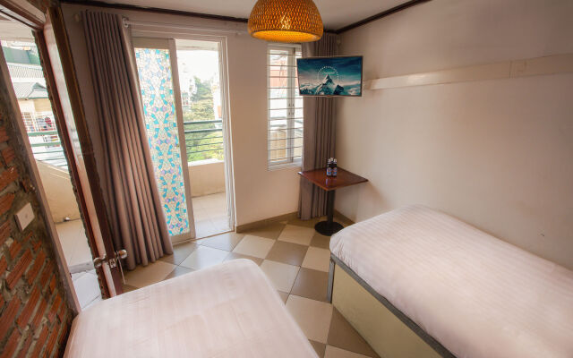 AZ Hanoi Hostel