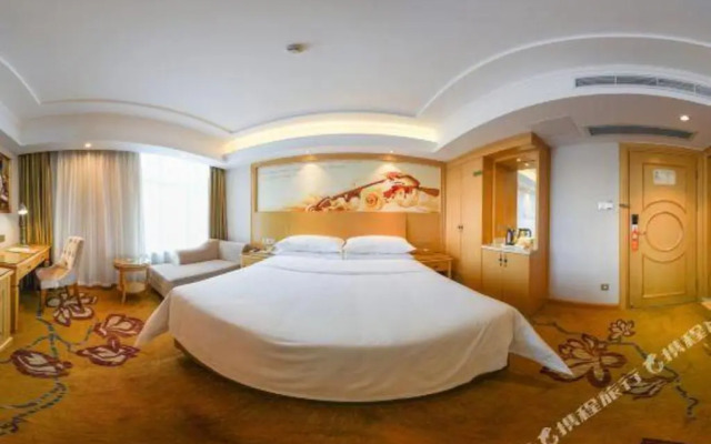 Vienna Hotel (Huidong Jilong)