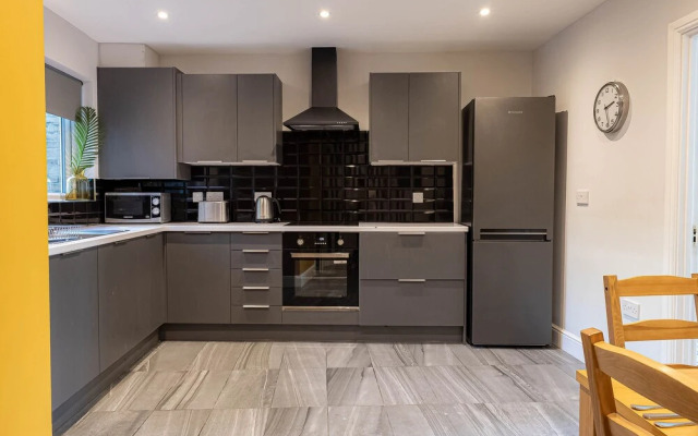 Cosy Apts near Chalk Farm & Camden Mkt