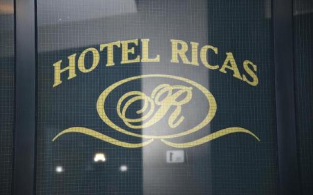 Hotel Ricas