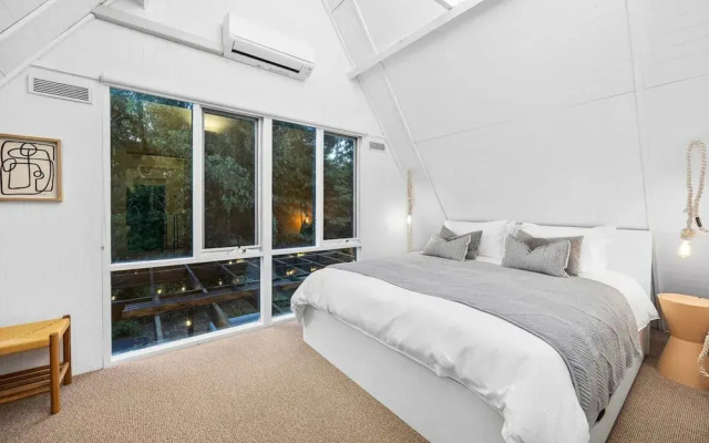 The Coast Country Cottage