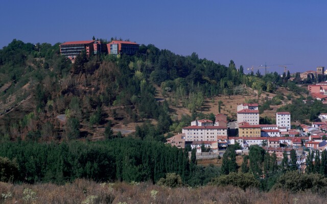 Parador De Soria