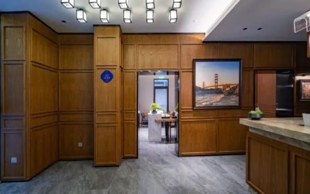 Super 8  Hotel Premier(Beijing Wangfujing Street Jinyu Hutong Subway Station)