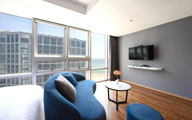 Kolon Seacloud Hotel