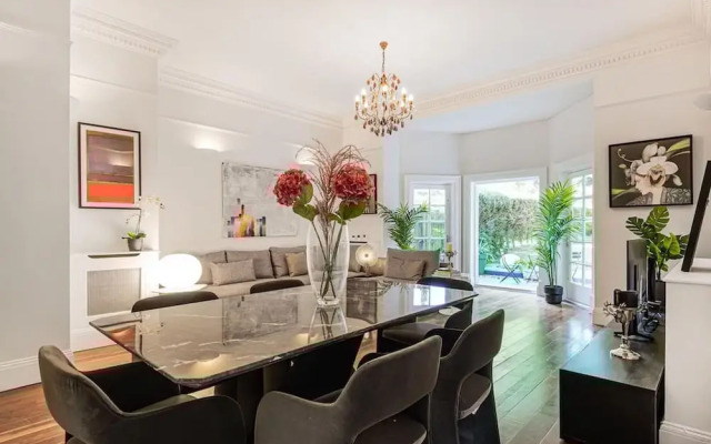 The Family Getaway - by Out of Office Lifestyle