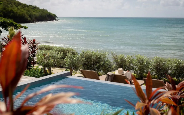 Eden Roc Villas