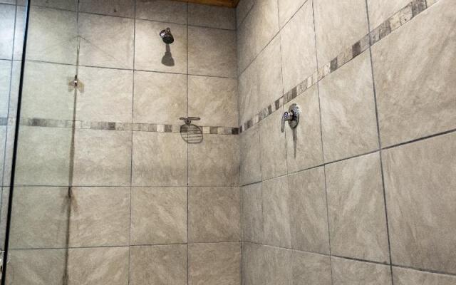 Gooderson DumaZulu Lodge