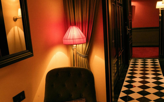 L'Escape Hotel
