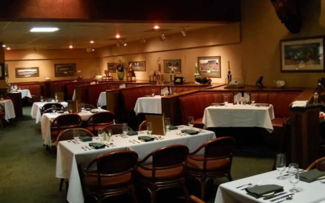 Pullman Plaza Hotel