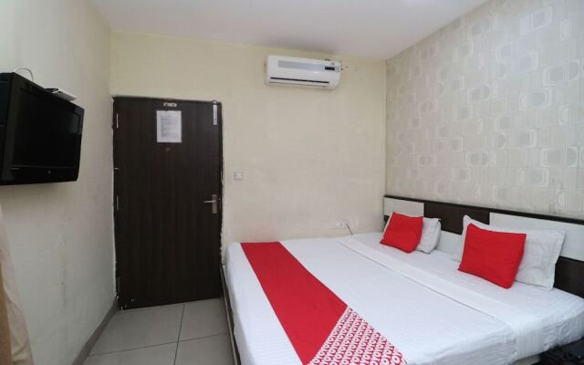 OYO 36231 Hotel New York Inn