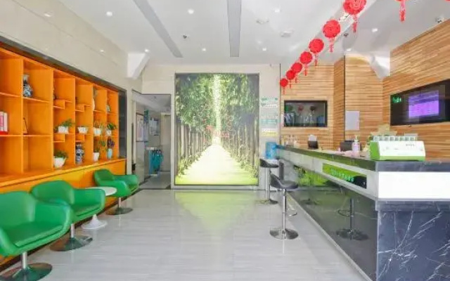 Vatica Hotel (Hefei High-Speed Rail South Station Sushong Road)