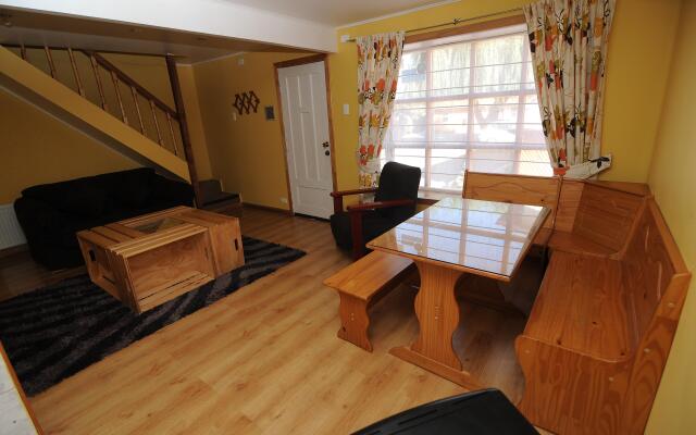 Cabañas y Hostal Borde Rio