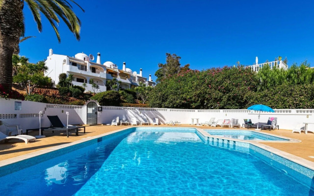 99 ADM Casa Mendes Fabulous Townhouse With Share