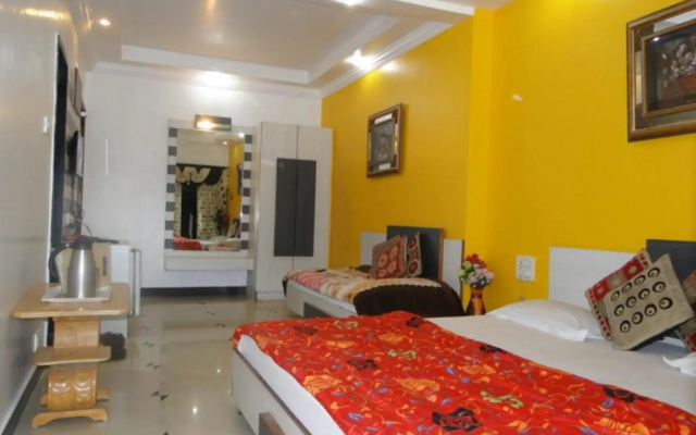 Hotel Parash New