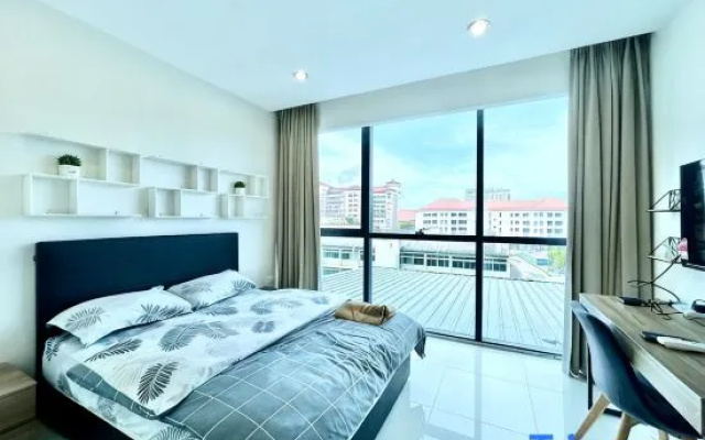 JR Homestay@93 Kozi Square – Guest Rooms – Kuching
