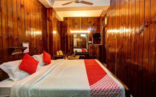 OYO 19767 Hotel Naman