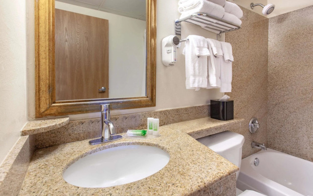 AmericInn by Wyndham Willmar