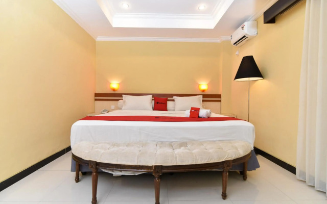 RedDoorz Plus near Mall Bali Galeria 2