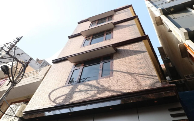 OYO 27669 Harkirat Niwas