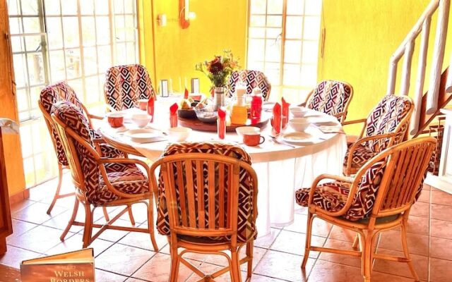 Manzini Swazi King Chalets