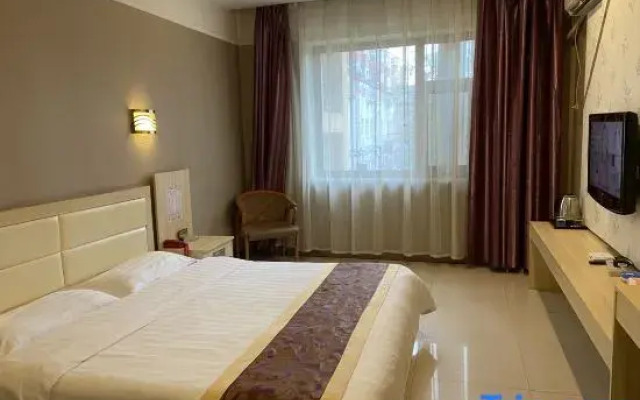 Wolong Hotel