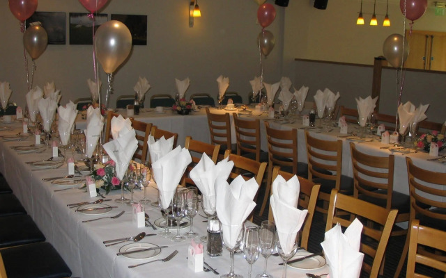 Holiday Inn Swindon by IHG