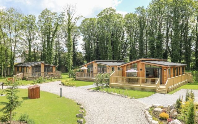 Woodpecker Lodge