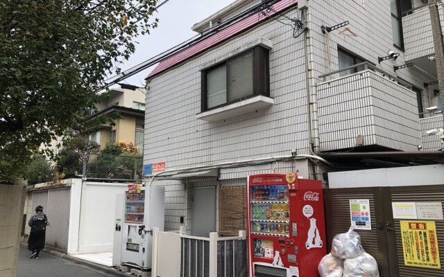hotelImage