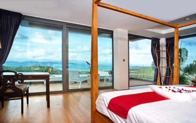 Luxury Villa Crystal Blue