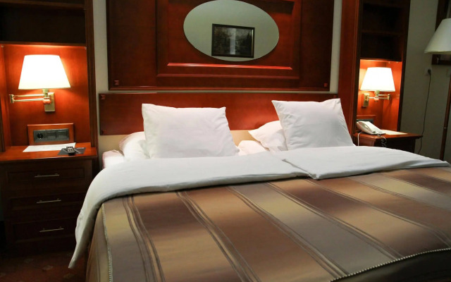 Galleria Hotel