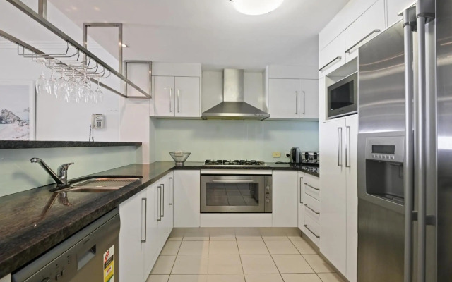 Deep Blue Apartment 1 Tangalooma