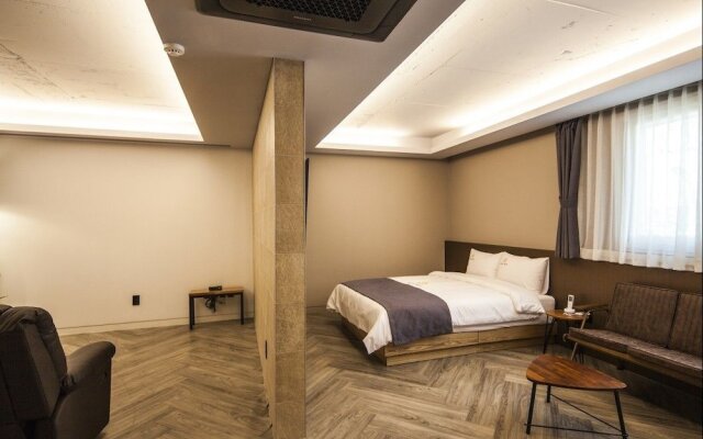 Hotel Crape Gyeongsan