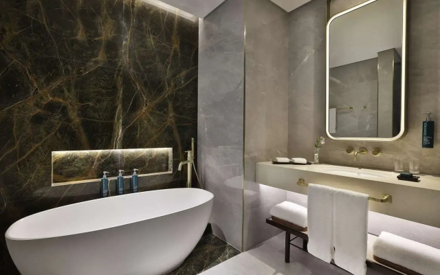 Embassy Suites By Hilton Dubai Business Bay
