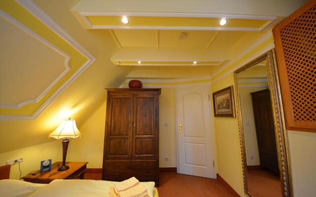 Eck-Reethaus-Kirchhaus