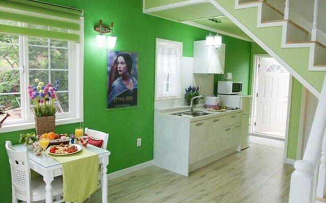 Busan Hollywood Pension
