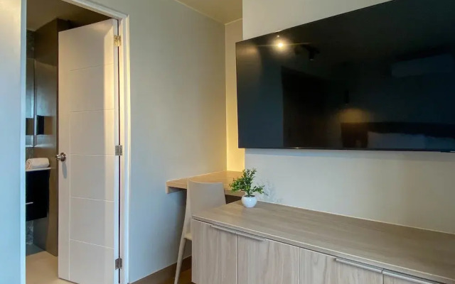 w Deluxe 1BR Near Kennedy Park in Miraflores