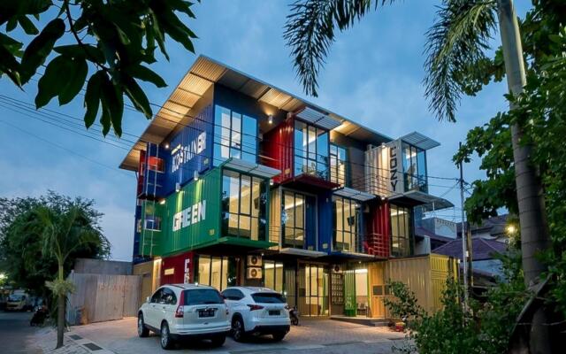 RedDoorz near Taman Rejomulyo