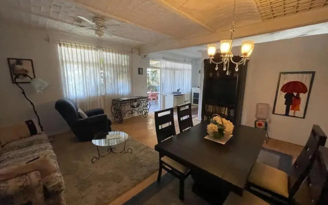 Casita Montana Hotel and Suites