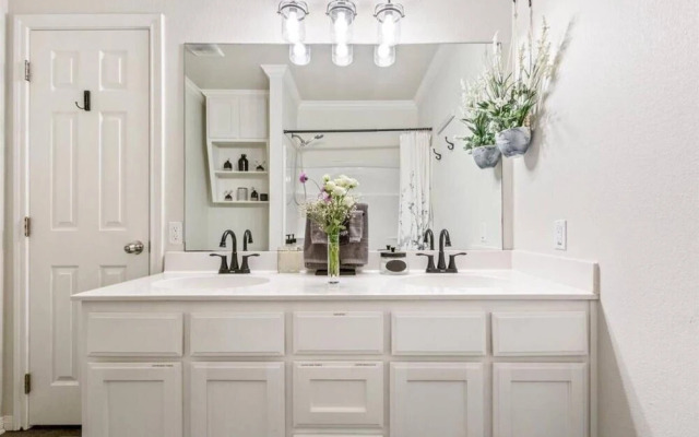 New Centrally Located Family Gathering Place