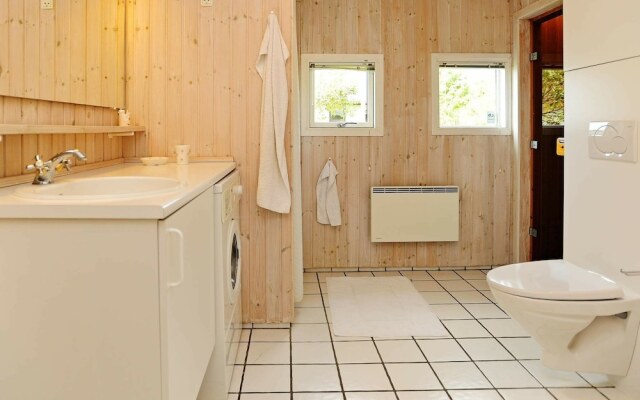 Gorgeous Seaside Holiday Home in Faaborg