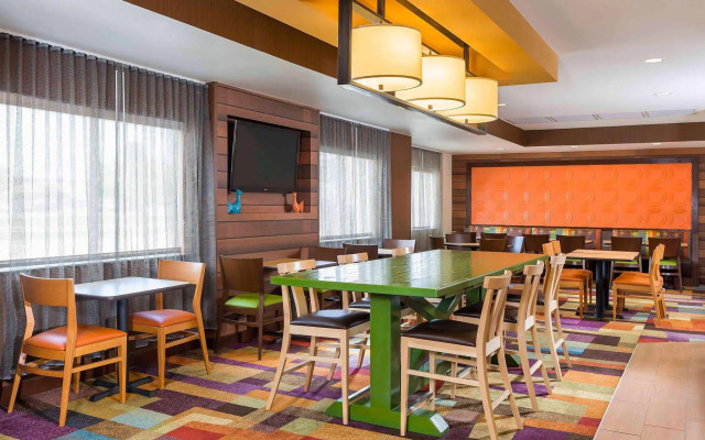 Fairfield Inn & Suites Mansfield Ontario