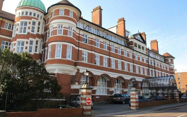 Sea View Apartment Burlington