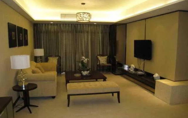 Grand Continental Service Apartment