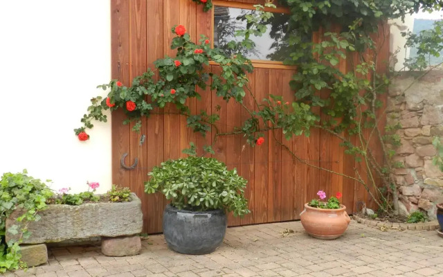 Gîte autonome, La grange a foin, piscine !